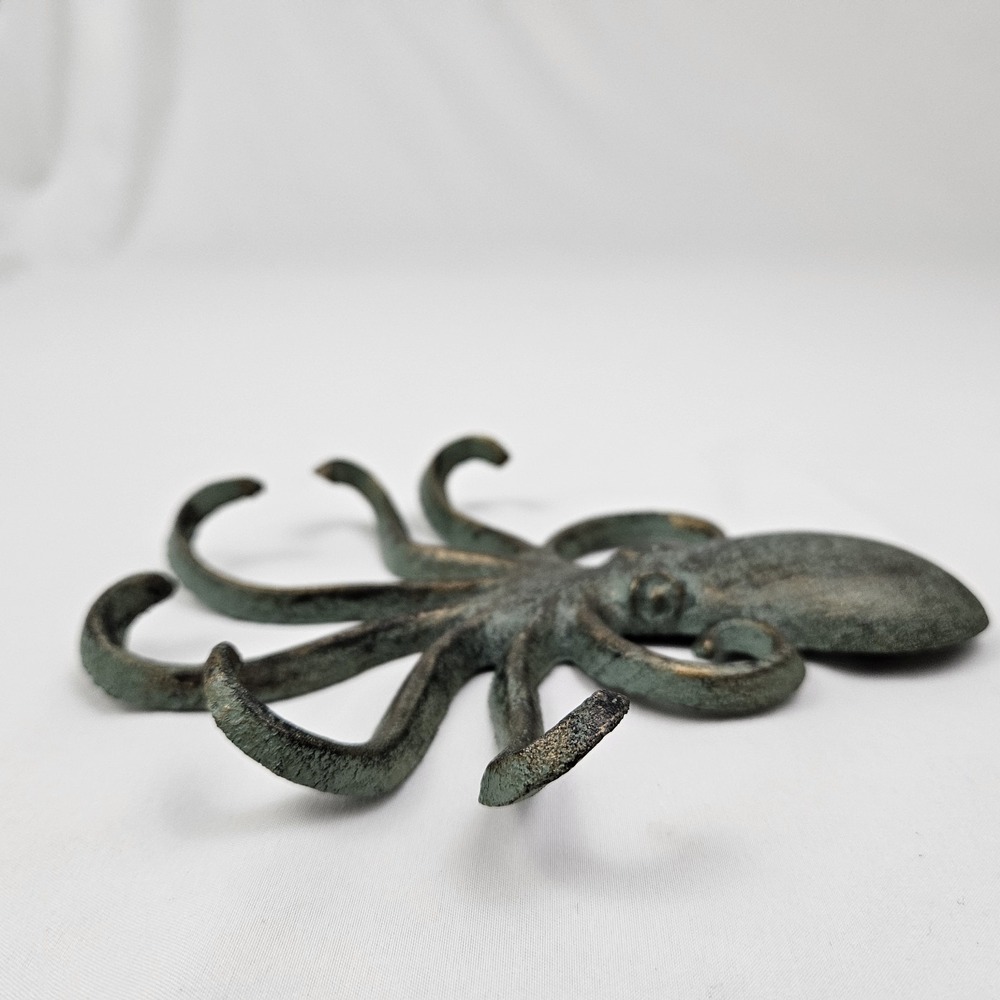 Octopus Cast Iron Wall Hook Key Rack Towel Hanger Verdigris Nautical Coastal - Picture 5 of 8